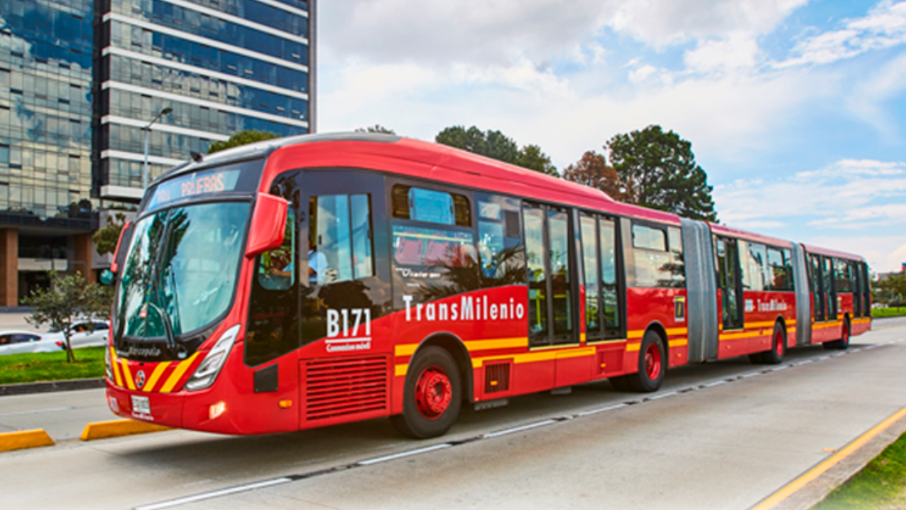 Pasaje de TransMielnio subiría a 3.100 pesos