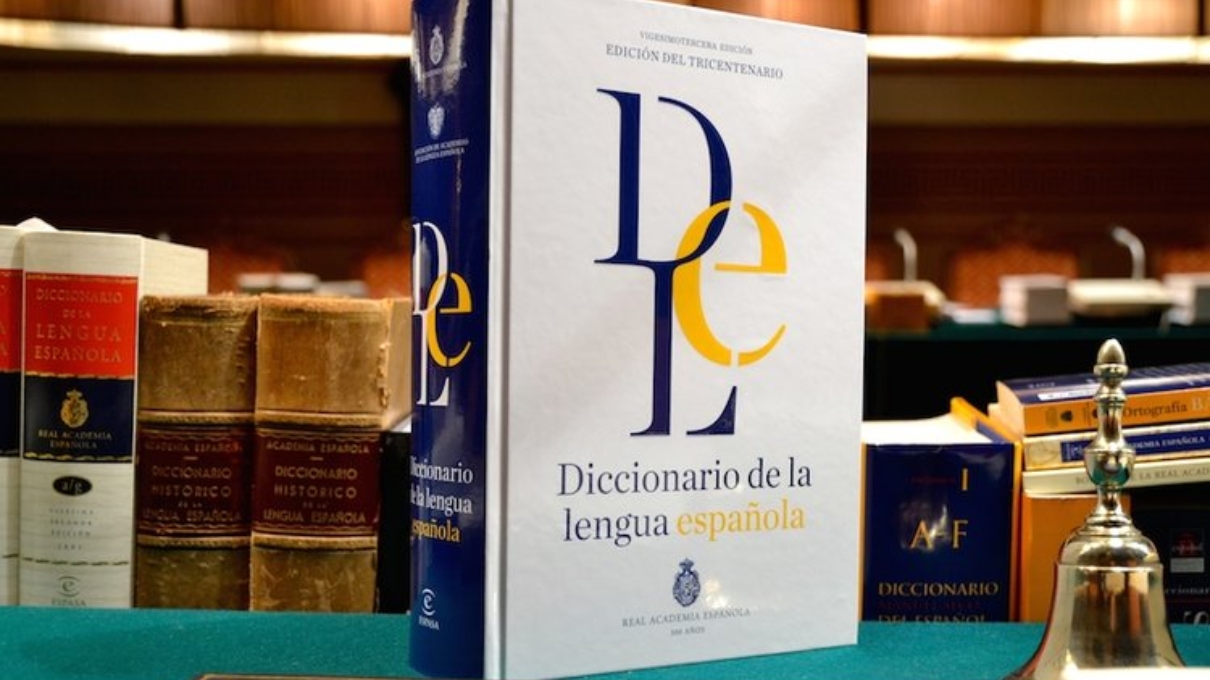 Así es el proceso para incorporar nuevas palabras en el Diccionario de la Lengua Española