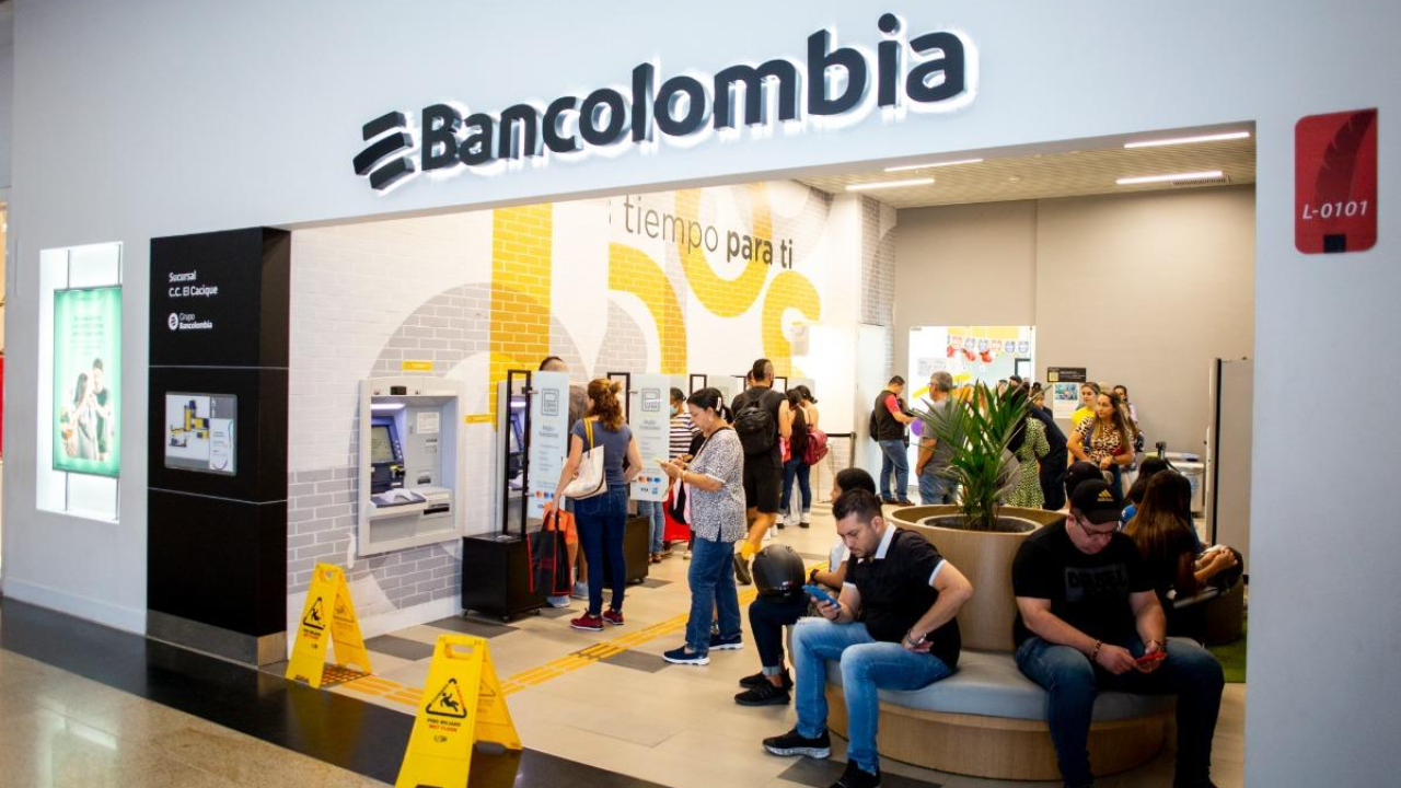 estos son los horarios de las principales entidades bancarias en las festividades