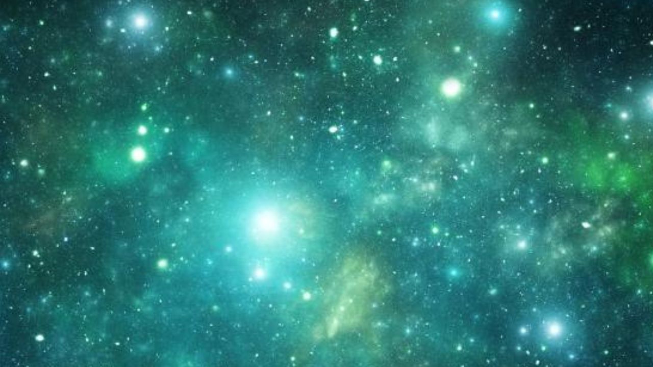 Imágenes de la Nasa captan 'árbol de navidad' en el espacio