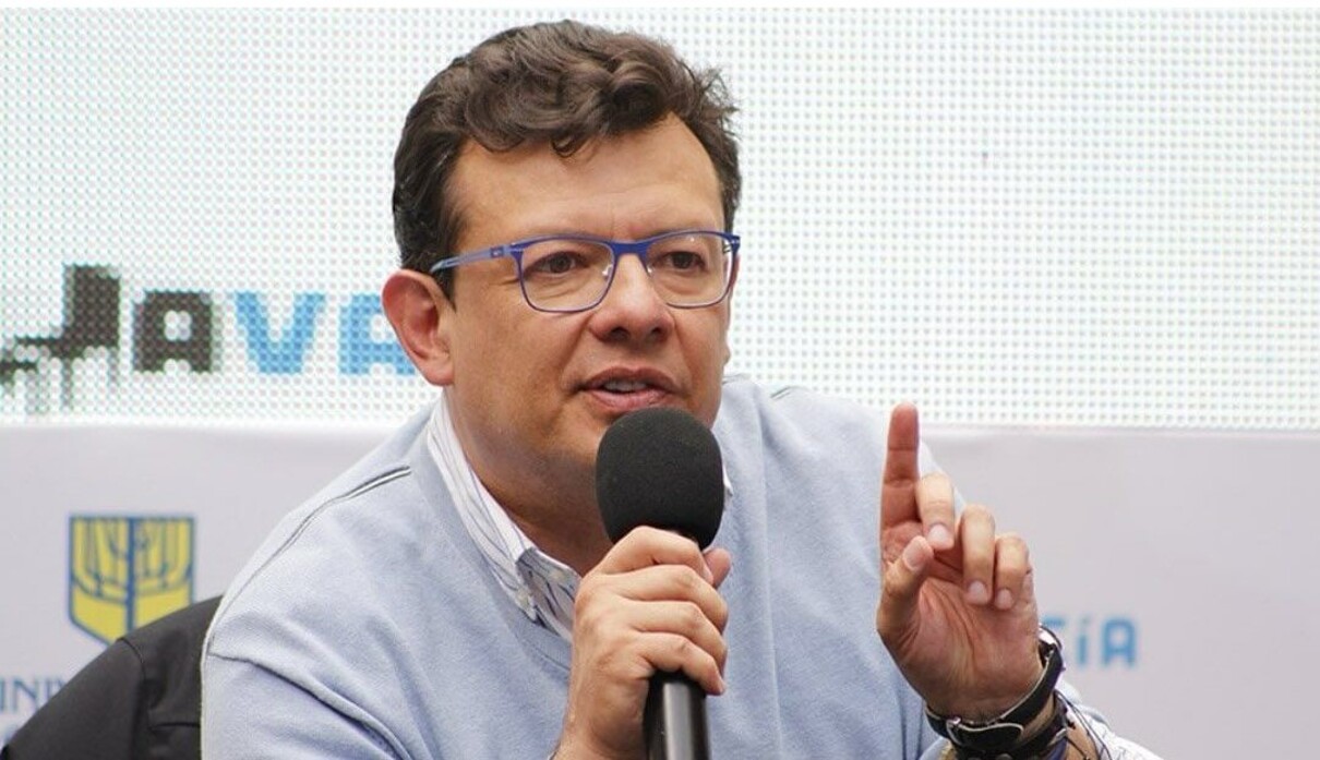 Polémica en RTV: trabajadoras denuncian acoso y abuso laboral por parte de Hollman Morris