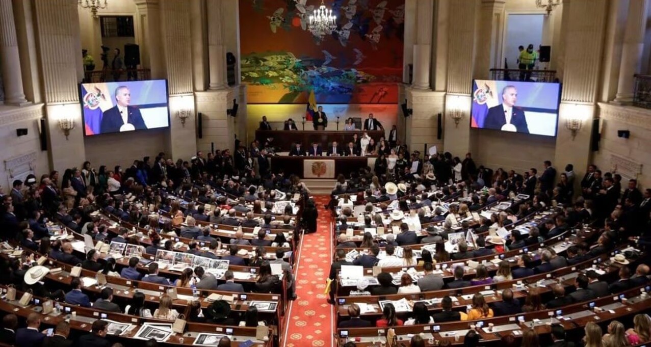 Reforma a la salud avanza: ya llegó a la Comisión Séptima del Senado y se tramita el tercer debate