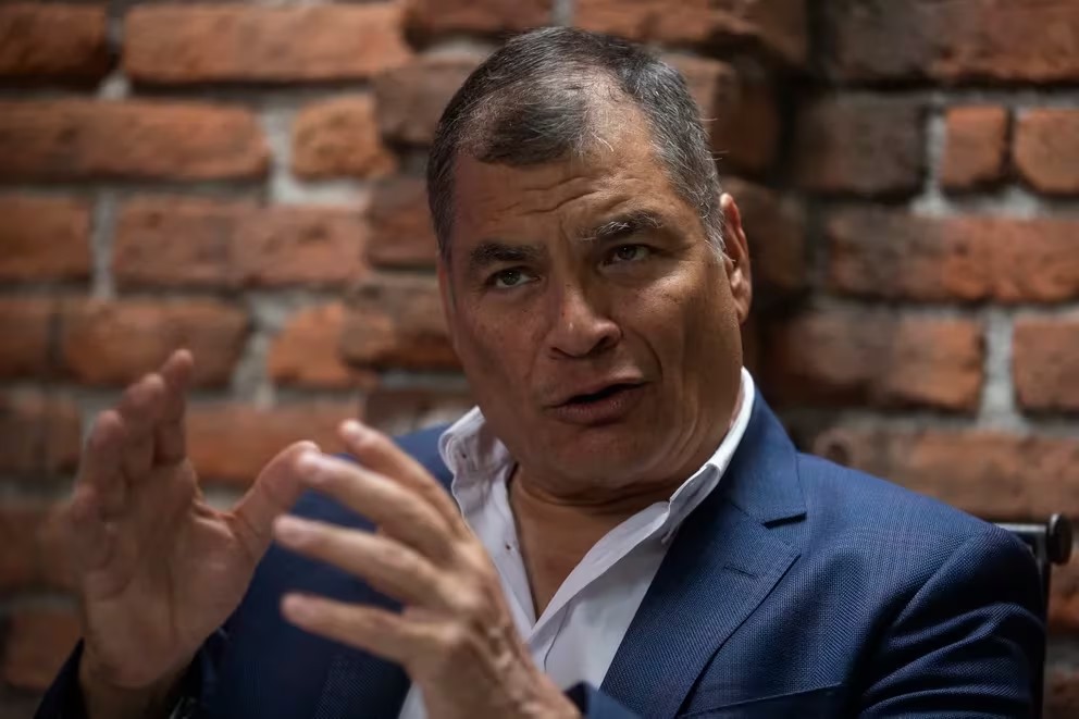 Rafael Correa expresó su apoyo "irrestricto" a Daniel Noboa en medio de la crisis en Ecuador