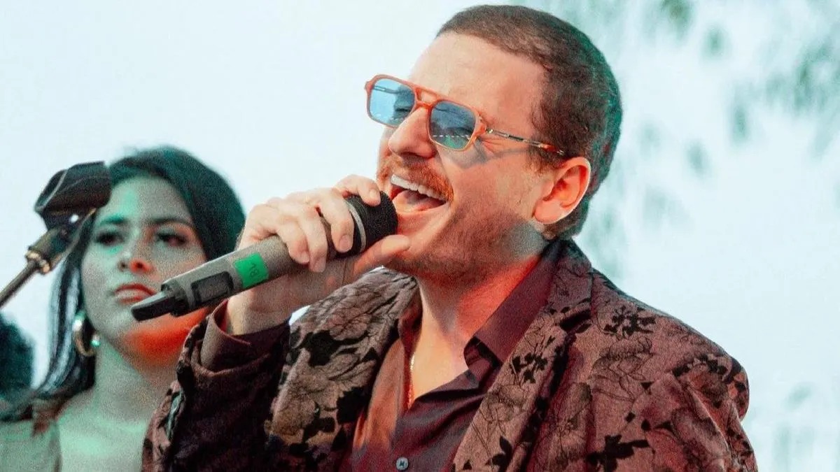 Murió Diego Gallardo, reconocido cantante ecuatoriano, por bala perdida en medio de disturbios