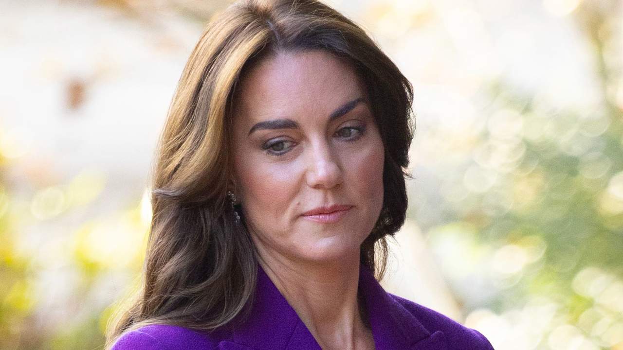 Prenden las alertas en Inglaterra: la princesa Kate estará hospitalizada varios días. ¿Qué le pasó?