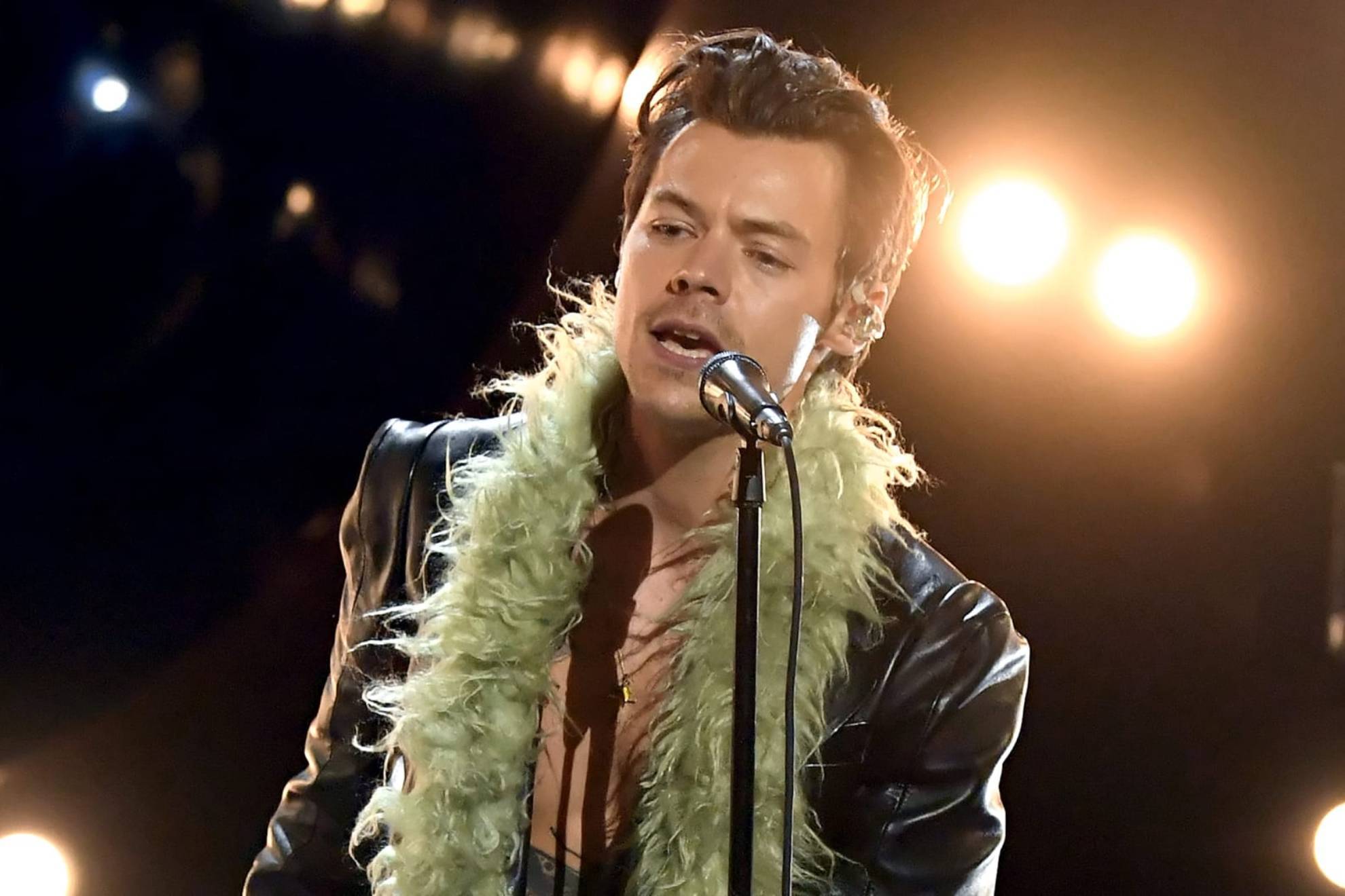 Fanática de Harry Styles fue detenida por enviarle 8 mil cartas de amor en menos de un mes