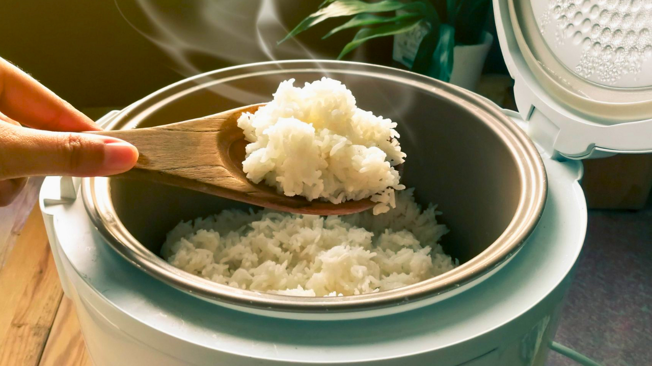 ¿Tiene consecuencias negativas recalentar el arroz? Tenga cuidado con esto