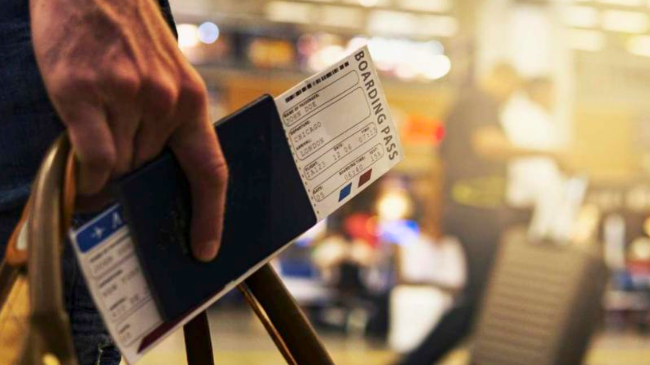 ¿Sí es verdad que los tiquetes son más baratos en la madrugada? Esto dicen las aerolíneas