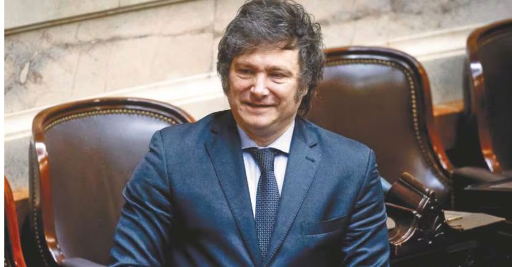 Javier Milei prohibió el lenguaje inclusivo en el Ejército y la administración nacional