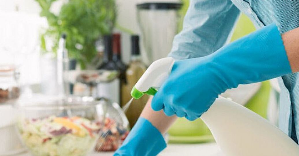 ¡Ojo! Evite limpiar estos objetos con cloro