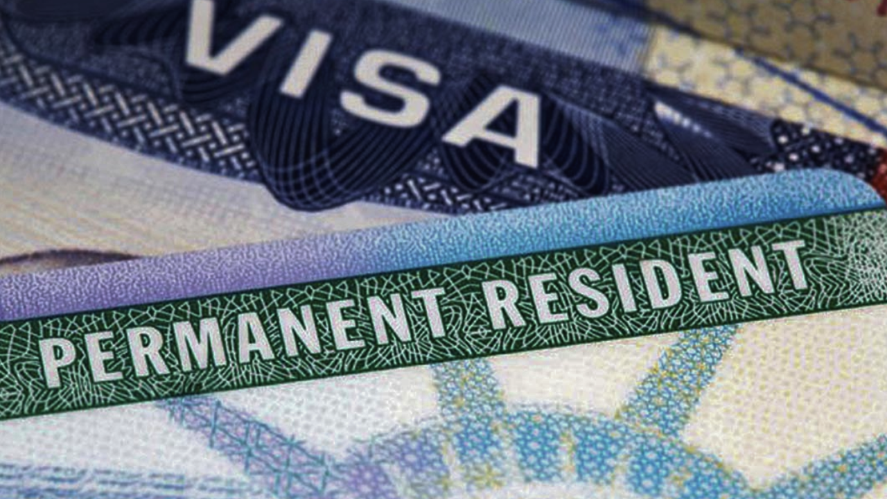 ¿Cuánto cuesta el trámite para obtener la nacionalidad americana o la "green card"?