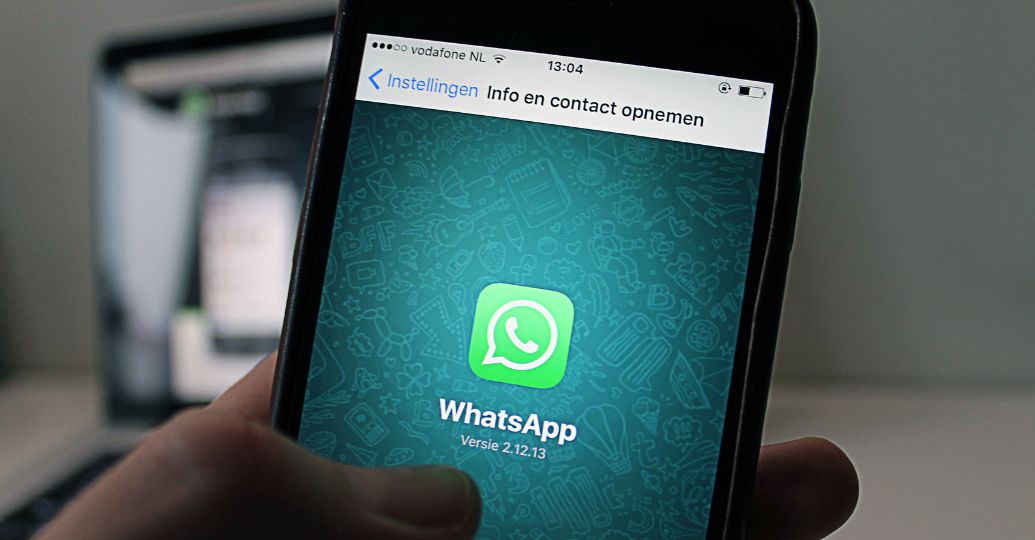 Truco para evitar que se dupliquen las fotos de WhatsApp en el iPhone