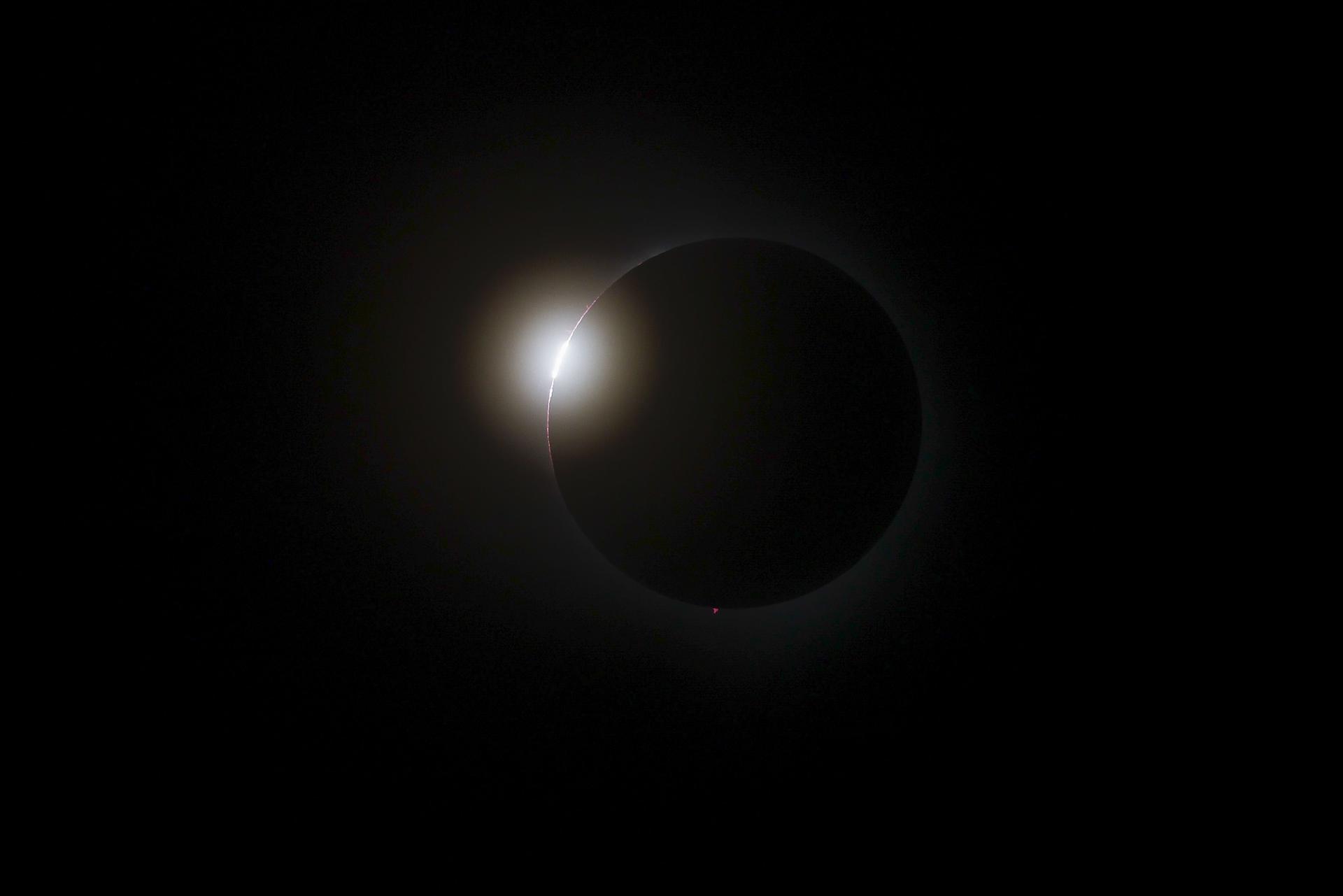¡Espectacular! Así se vio el eclipse solar en varios países del continente americano