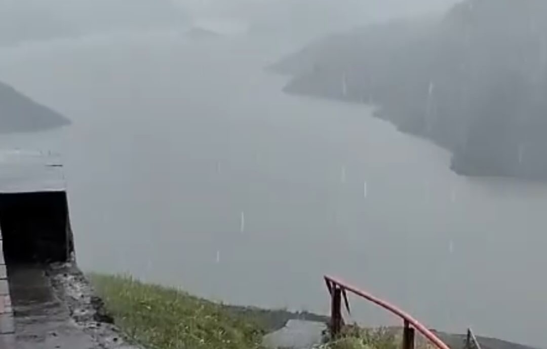 ¡Alentador! Llovió en el embalse de Chuza, en Chingaza: aquí algunos videos