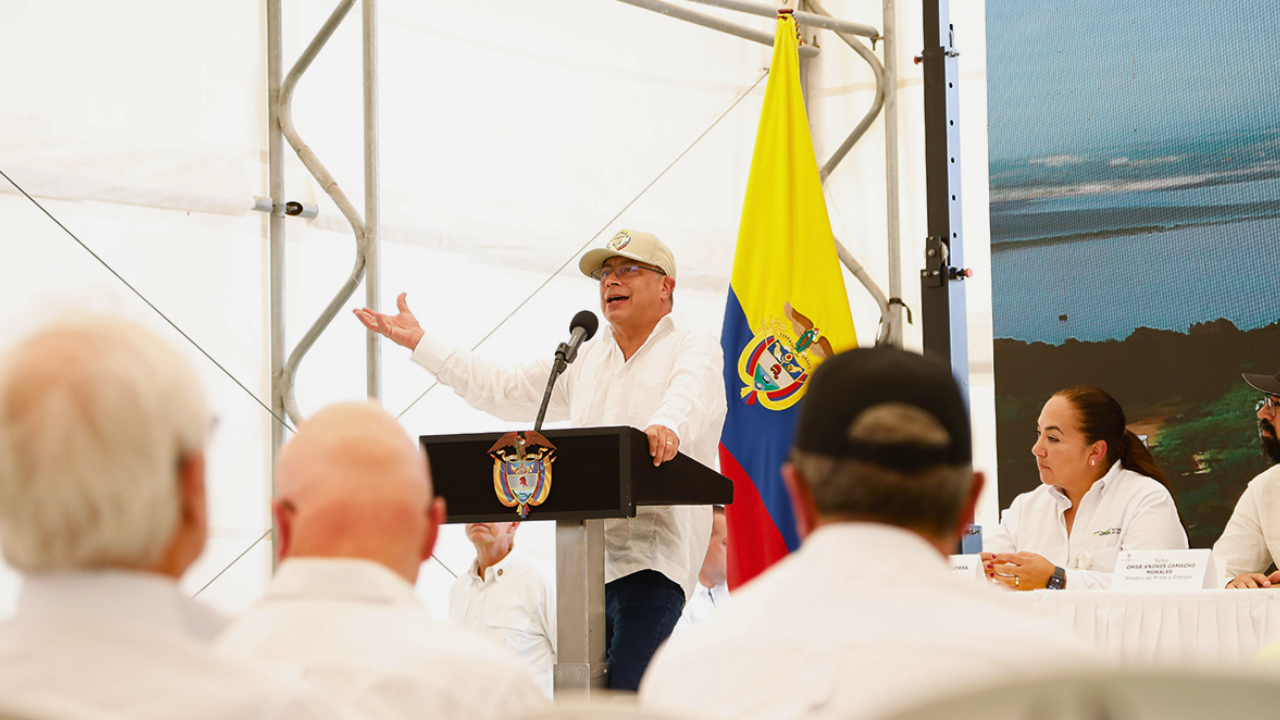 Petro anunció mesas de concertación con las EPS para construir una nueva reforma a la salud