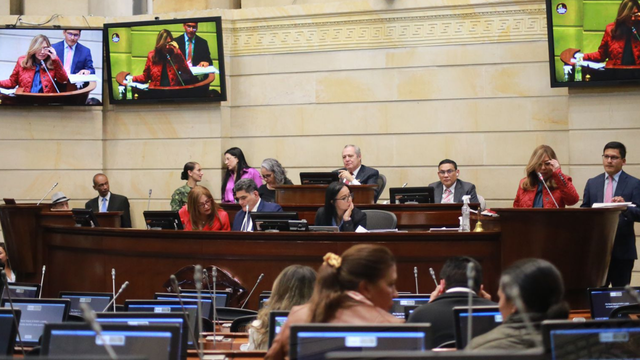Gobierno Petro logró mayorías en el Senado para aprobar la ponencia positiva de la reforma pensional