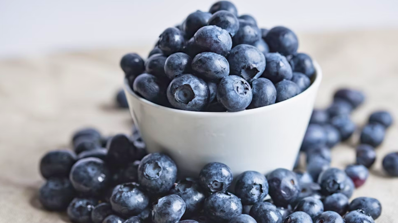 Esta es la "fruta de la longevidad": fuente de antioxidantes, ayuda a la memoria y previene cáncer