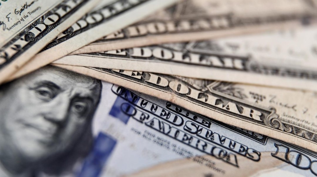 Dólar en Colombia cede terreno y toca mínimos que no alcanzaba desde el 2022: le contamos 