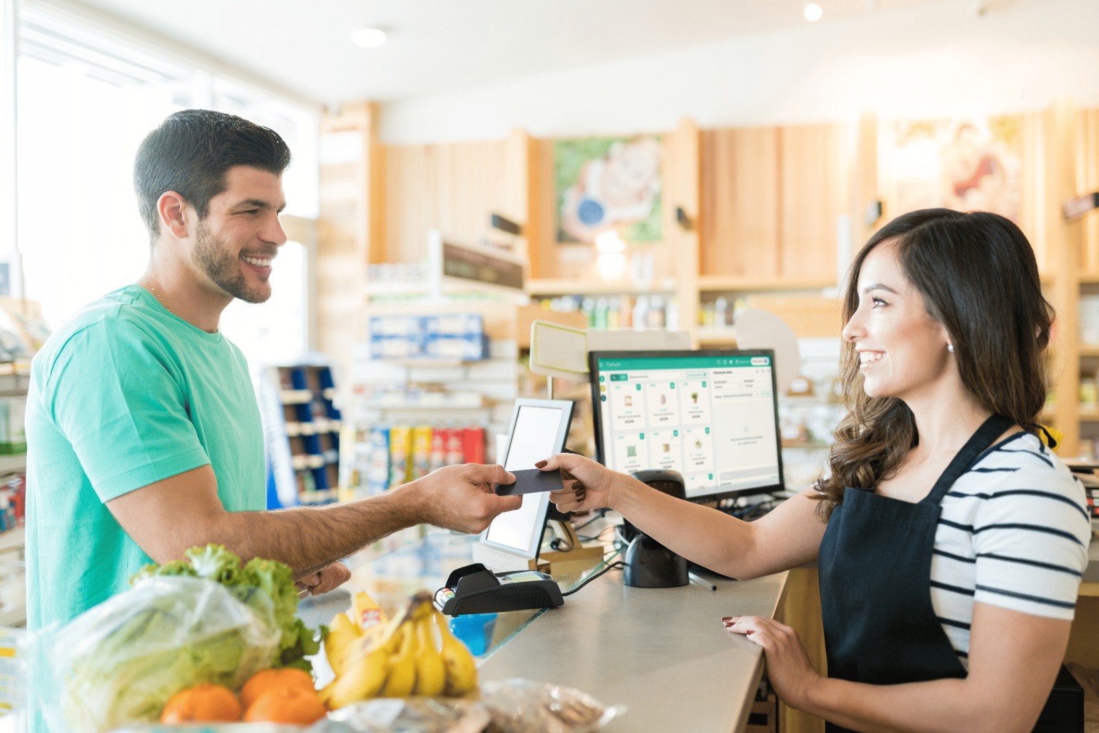 “Adiós a las facturas en papel”: sistema contable ofrece solución para emitir facturas electrónicas en su comercio