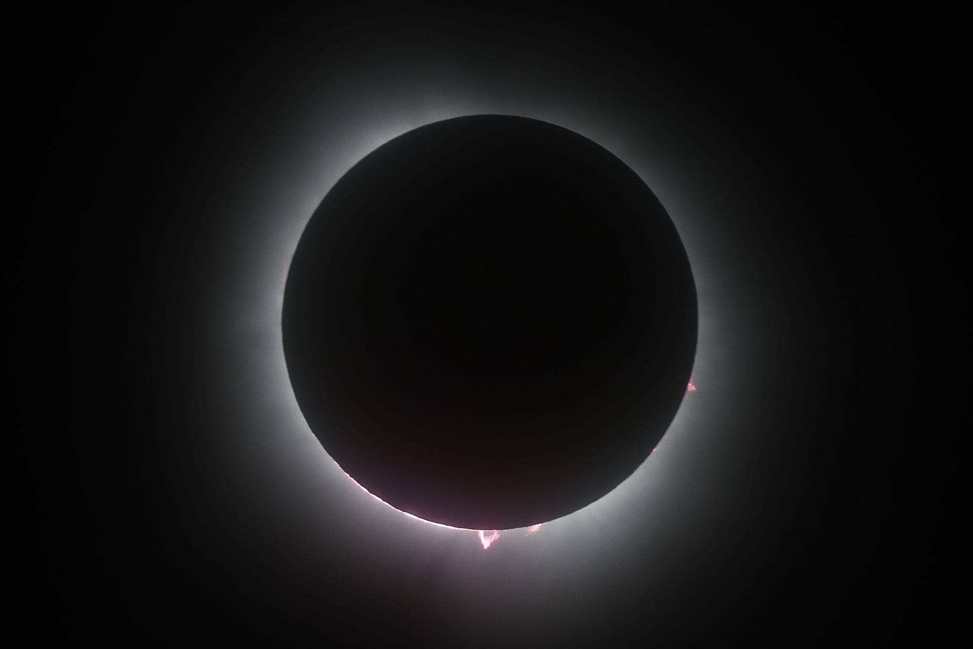 ¡Espectacular! Así se vio el eclipse solar en varios países del continente americano