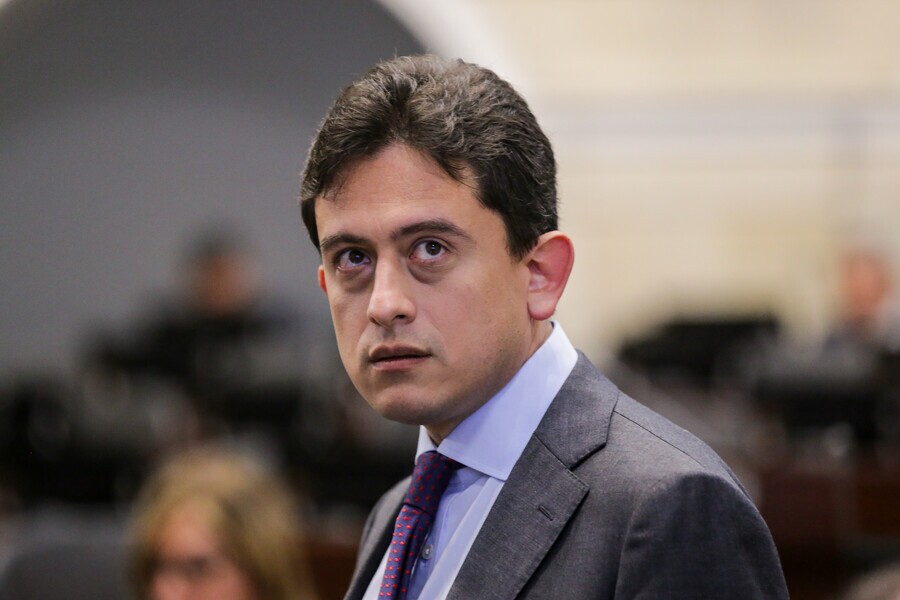 “¿Cómo nos aseguramos de que la plata de impuestos no se irá en ‘mermelada’?”: Mr. Taxes respondió