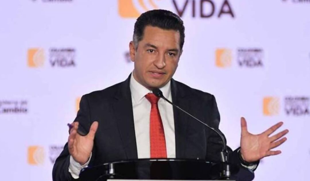 Gobierno decide que secretario de Transparecia se mantiene en su cargo, pero a ser señalado por corrupción