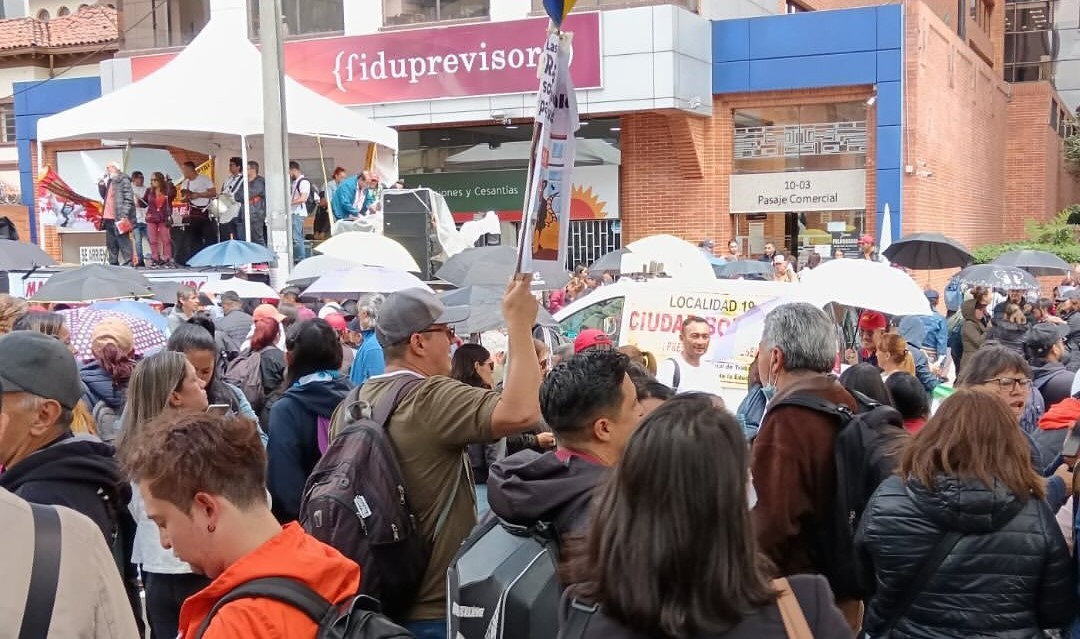 Fecode lanza advertencia de una movilización nacional si atención en salud no mejora en 10 días