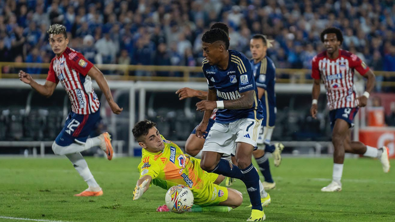 Por primera vez, el futbol colombiano se transmitirá por la Radio Nacional: ¿qué partidos?