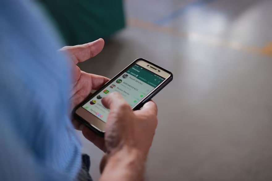 ¿Lo conocía? Este es el truco para bloquear chats en WhatApp: “les dan armas a los infieles”