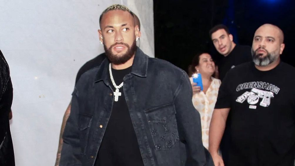 ¡Todo un crack! Así es como Neymar está ayudando a los damnificados por inundaciones en Brasil
