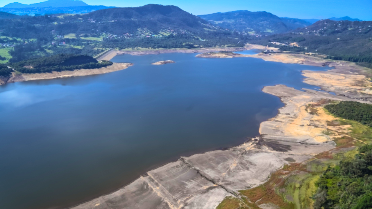 Alcaldía de Bogotá anunció cambios en el racionamiento de agua: así quedó el calendario para julio