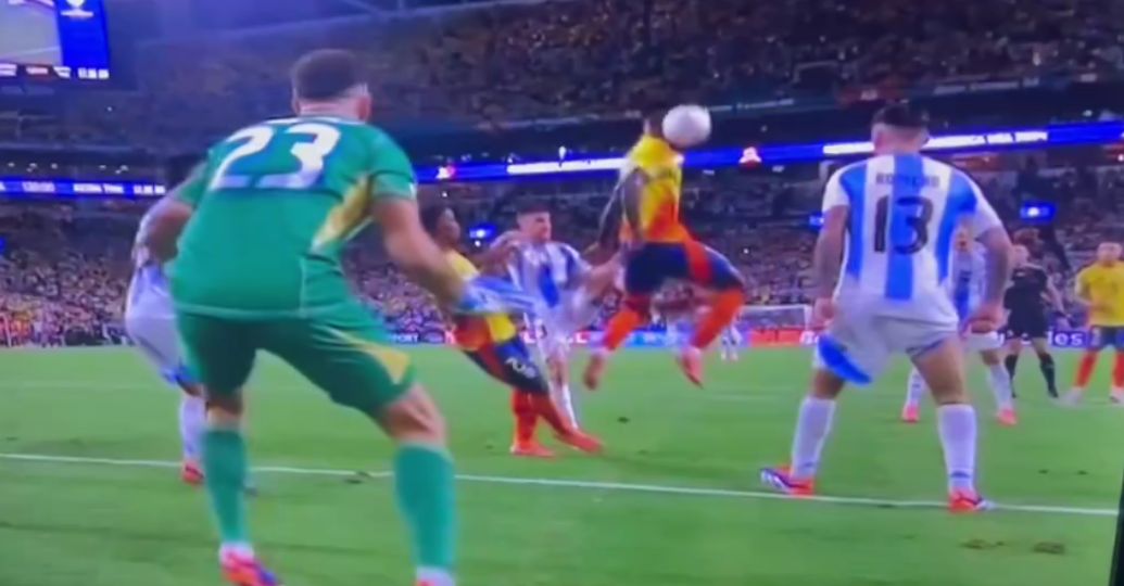 ¿Era penal? Las dos jugadas polémicas que podían cambiar el rumbo de la Copa América 