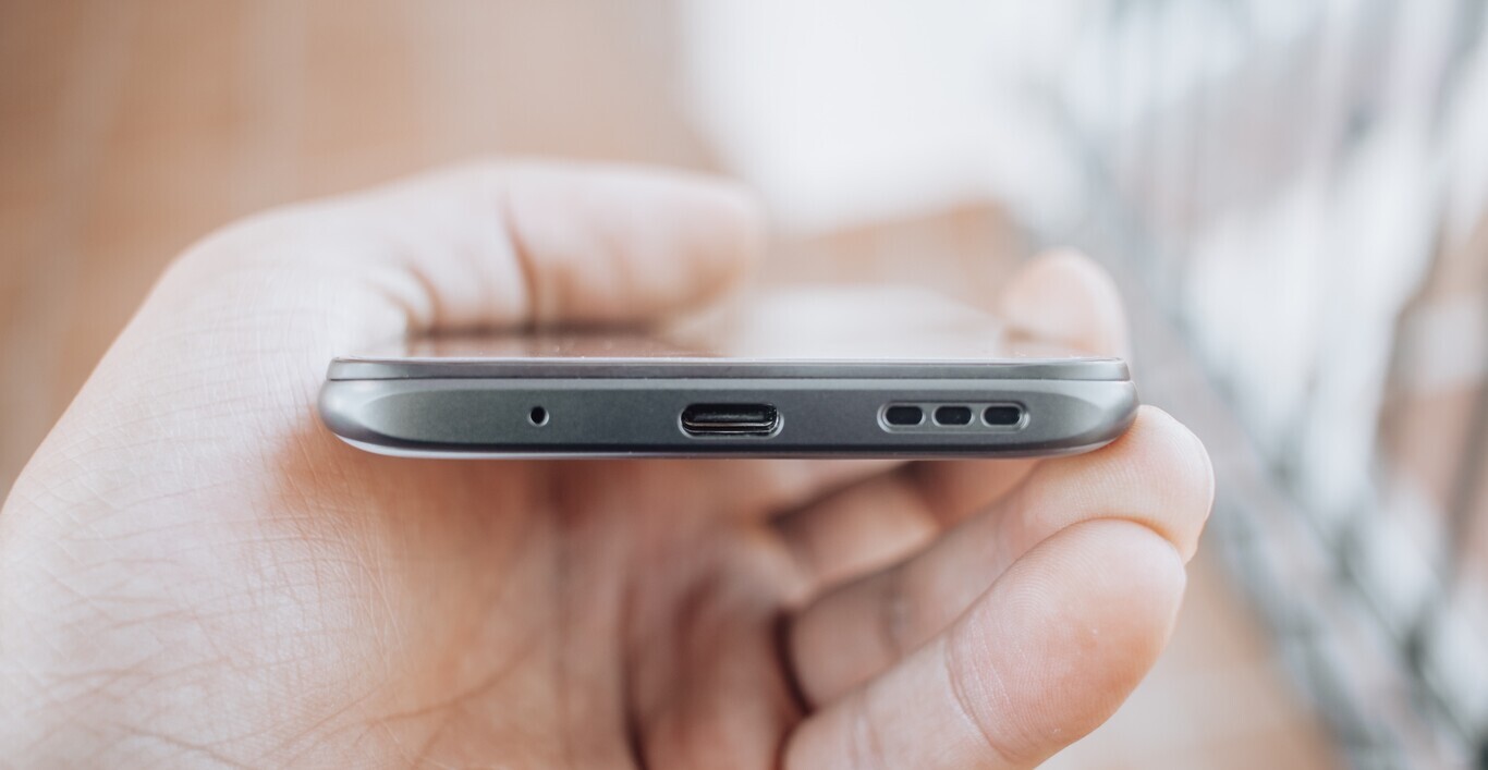 ¿Su celular ya no suena tan duro como antes? Así puede solucionarlo: es más común de lo que piensa