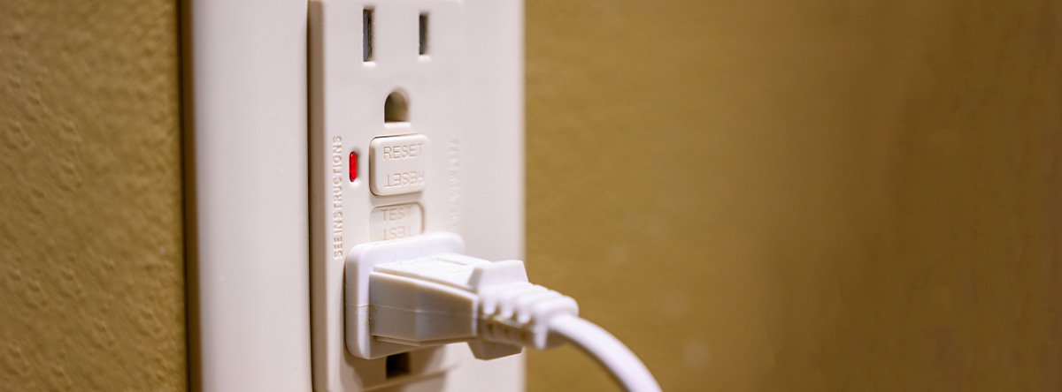 ¡Pilas! Estos son los tres electrodomésticos que no debería desenchufar: les resta vida útil