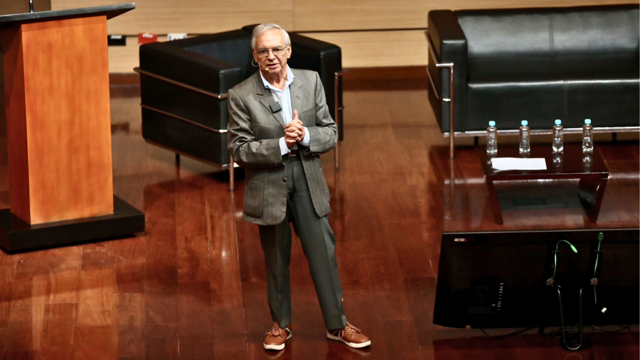 "Mi inocencia prevalecerá con pruebas": ministro de Hacienda tras aparecer en escándalo de la Ungrd