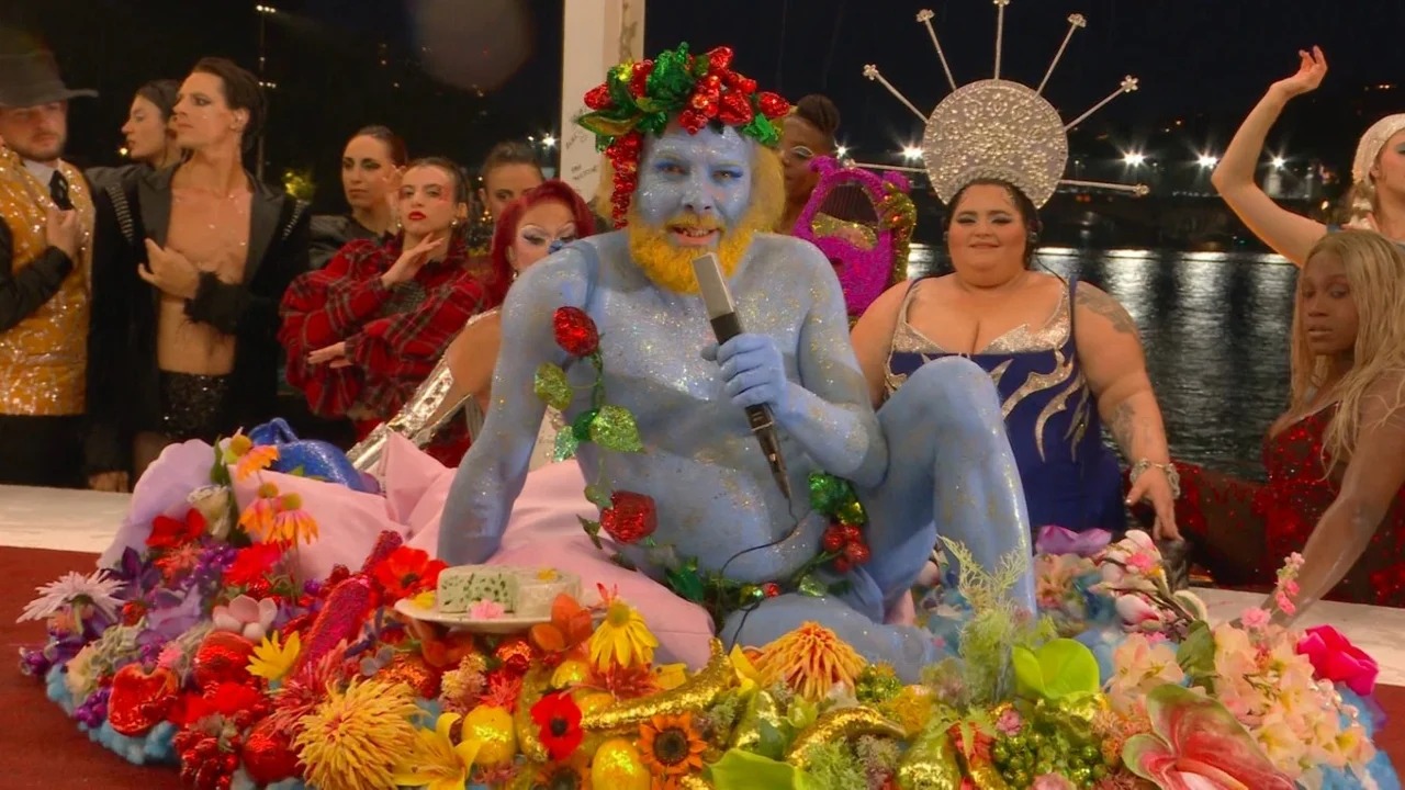 En la apertura de los Olímpicos, un grupo de actores drag queen representó el cuadro de ‘La última cena’ 