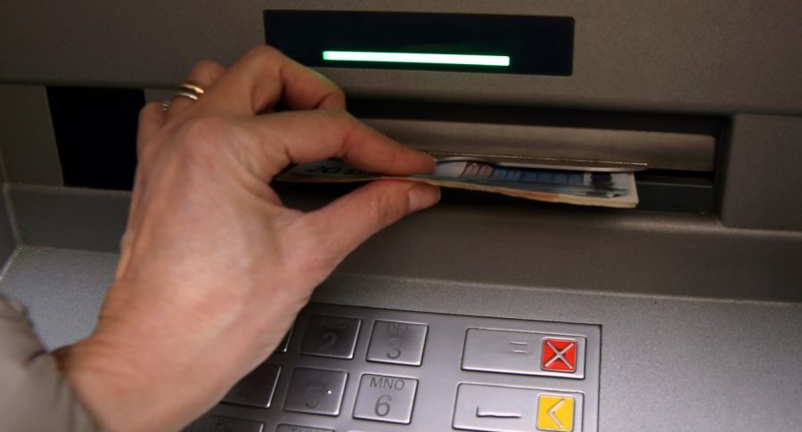 ¡Pilas! Por esta razón no debería imprimir recibos en los cajeros automáticos: expone su seguridad