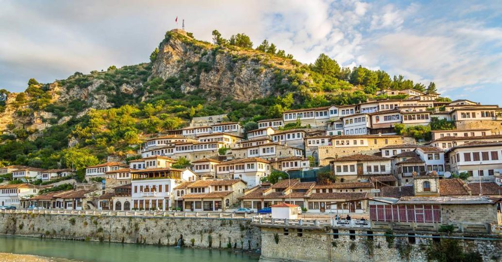 El país de Europa con playas paradisiacas y alojamientos de 40mil pesos colombianos