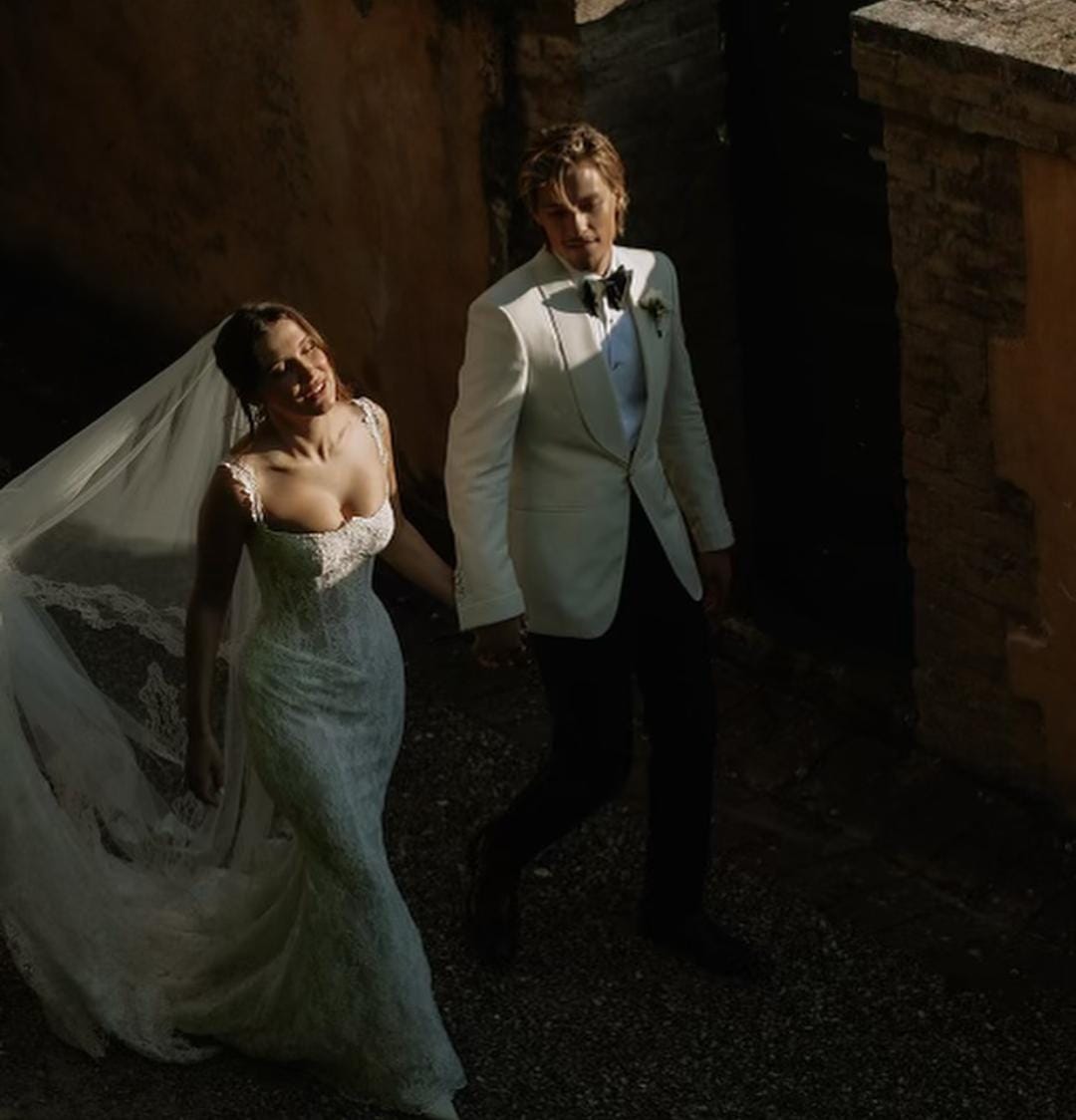 Publican fotos de la boda secreta de Millie Bobby Brown y Jake Bongiovi