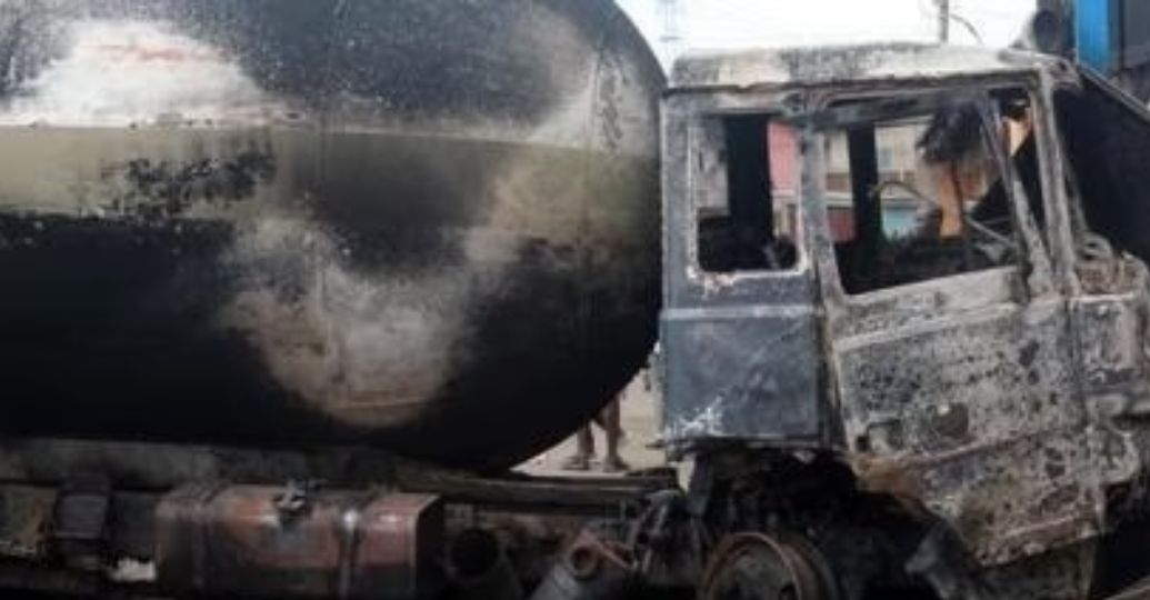 Explosión de camión cisterna en Nigeria deja más de 90 muertos y 50 heridos