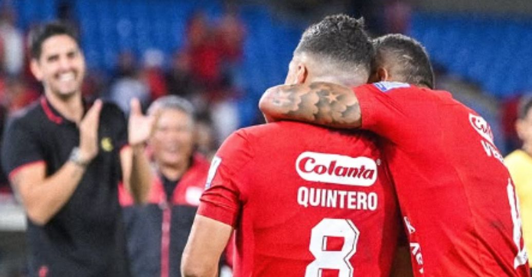 Después de ser ignorado por Lorenzo, Juanfer Quintero brilla en el FPC