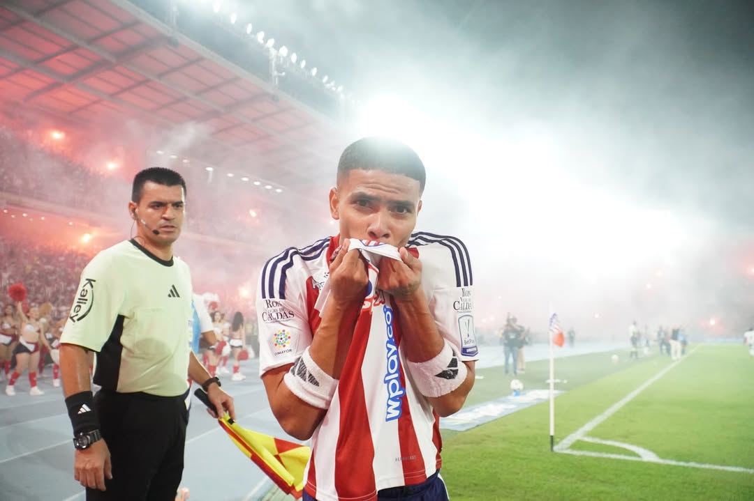 ¿Quién es la novia de José Enamorado, figura en el título del Junior?