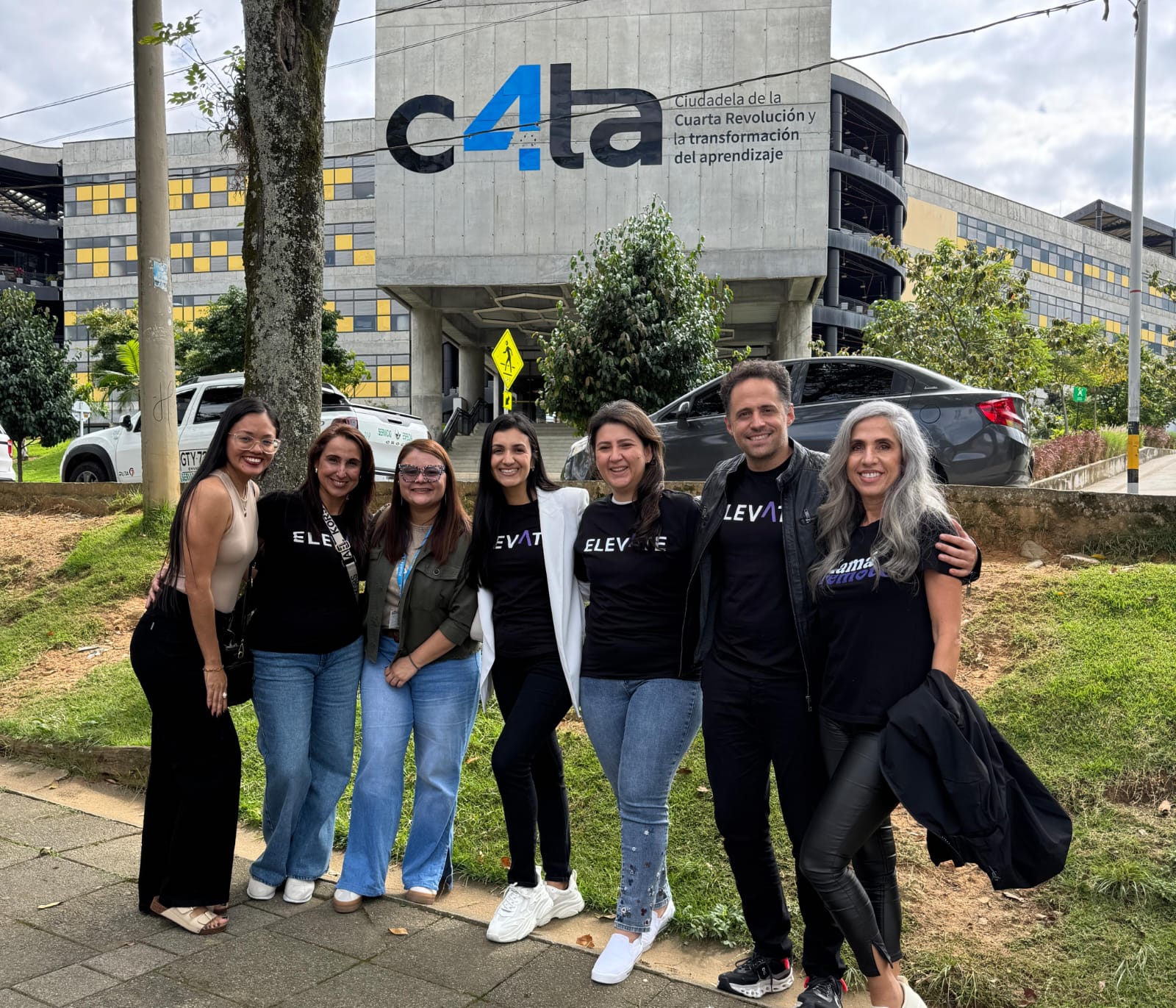 Elevate se consolida como aliado estratégico de Medellín para impulsar la empleabilidad remota