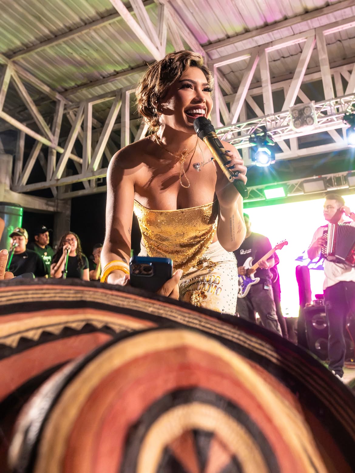 La cantante Ana del Castillo confirmó su embarazo con emotivas imágenes: ¿quién es el papá?