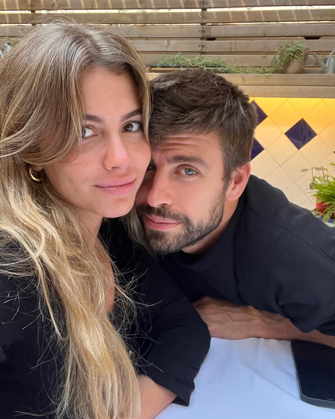Piqué y Clara Chía