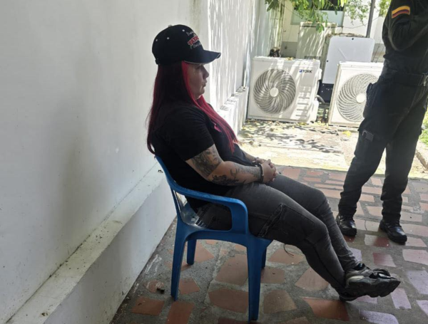 Revelan identidad de dragoneante capturada con arma de fuego en evento de Paloma Valencia: esto dijo