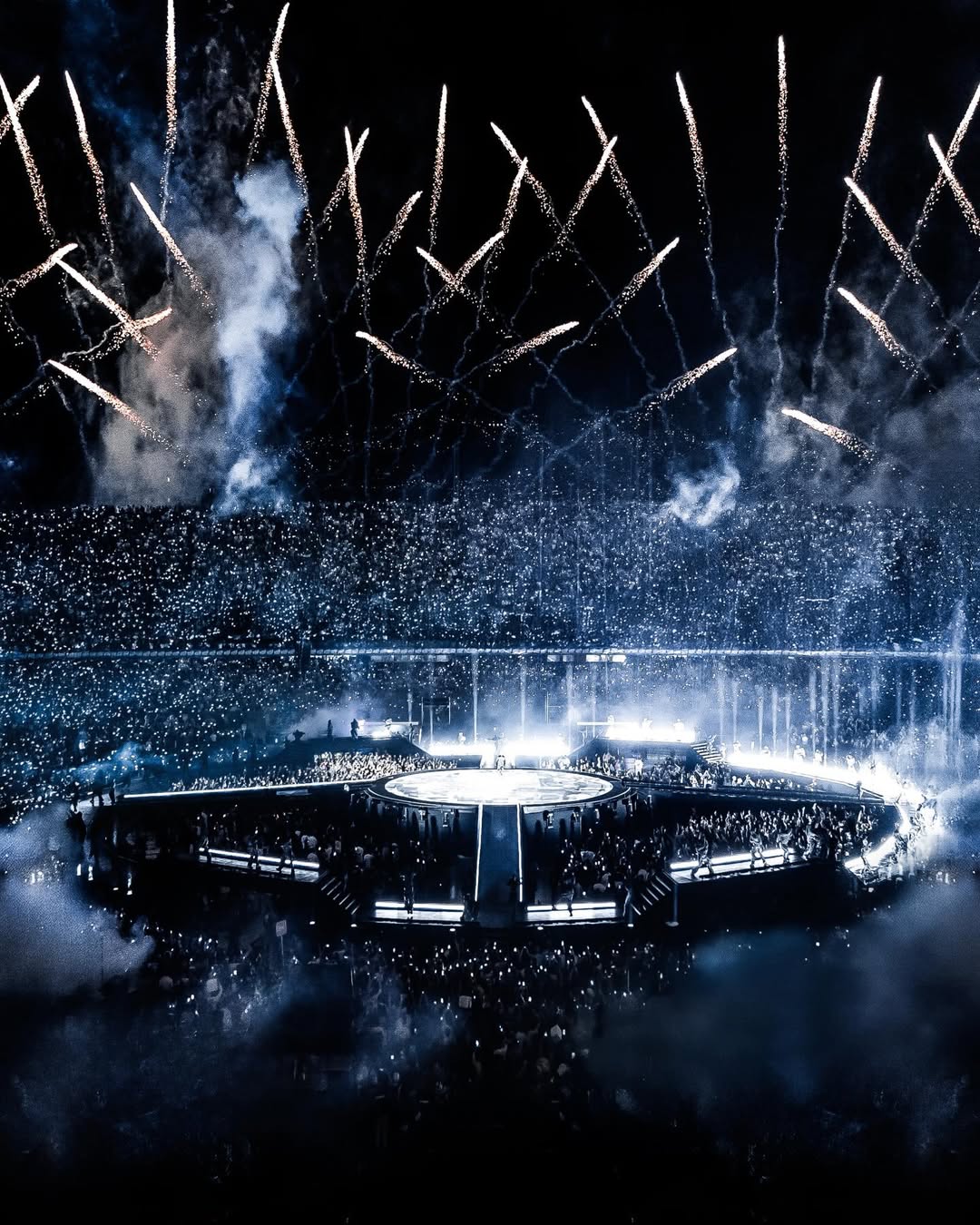 Revelan las millonadas que cobran J Balvin, Maluma, Ryan Castro y Blessd por un concierto