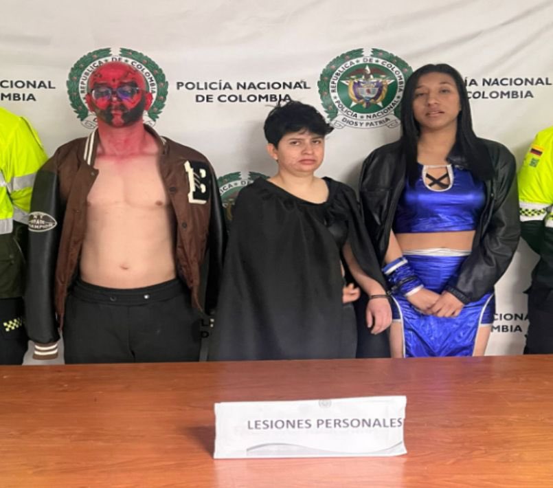 Este fue el mensaje que dejó mujer del disfraz azul antes de huir por el crimen de Jaime E. Moreno