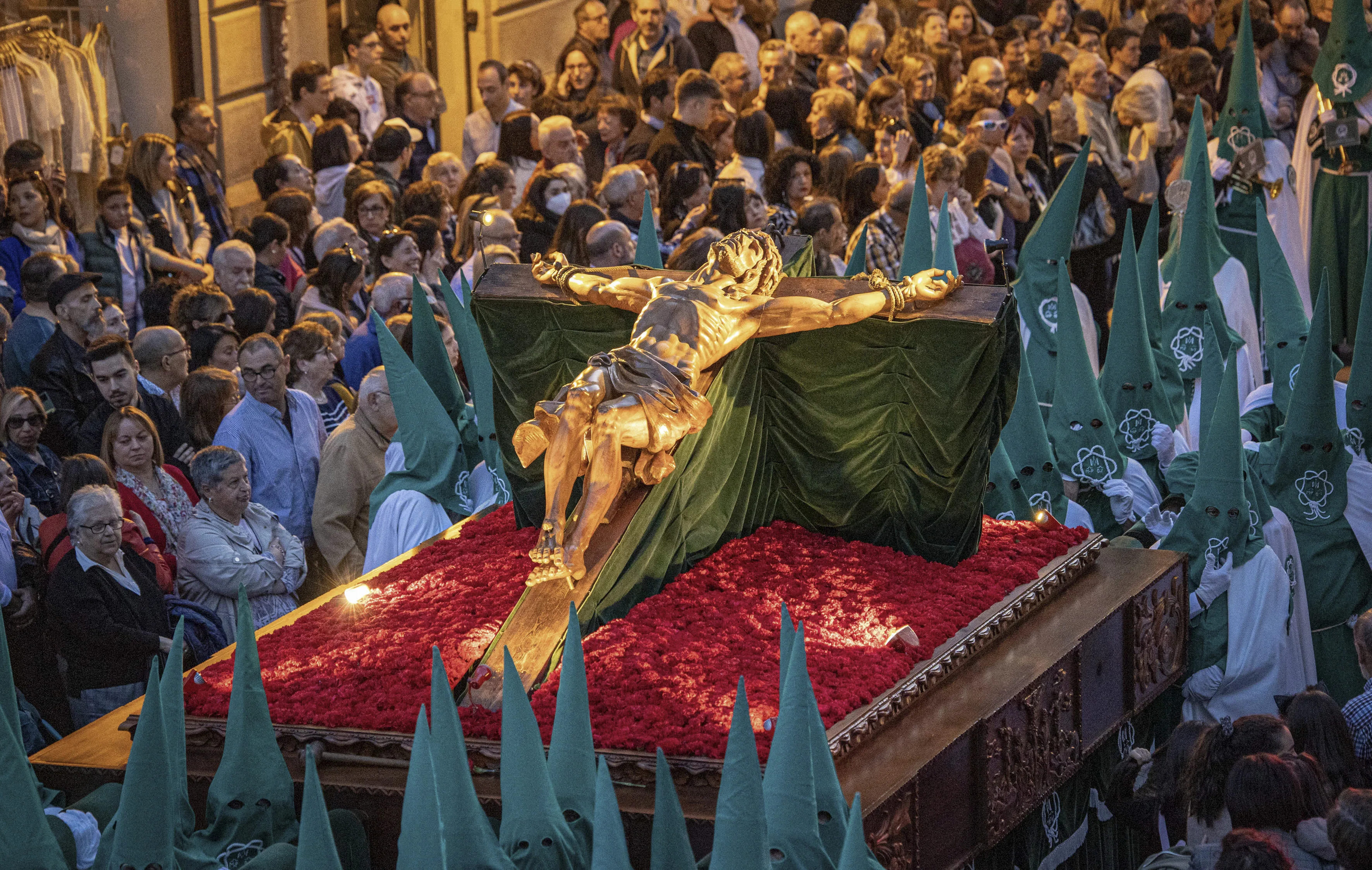 ¿Por qué Semana Santa coincide con la luna llena? Esta es la razón histórica de la coincidencia