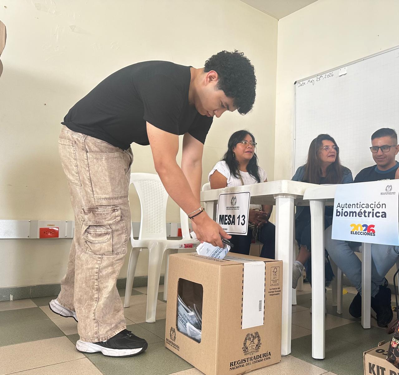 Elecciones Colombia 2026: ¿se pueden acumular los descansos por votar en primera y segunda vuelta?